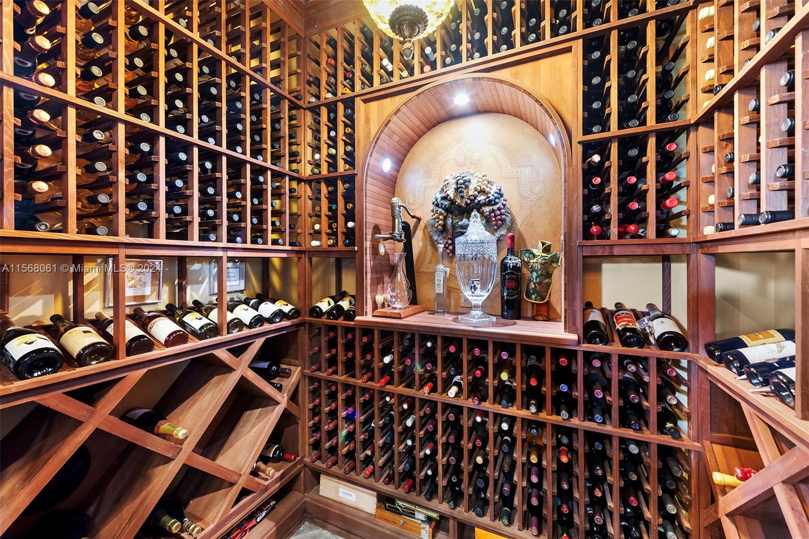 LAUDERDALE ISLES RE-AMEND - Residential