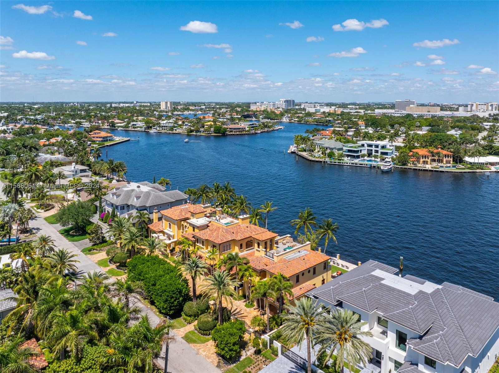 LAUDERDALE ISLES RE-AMEND - Residential