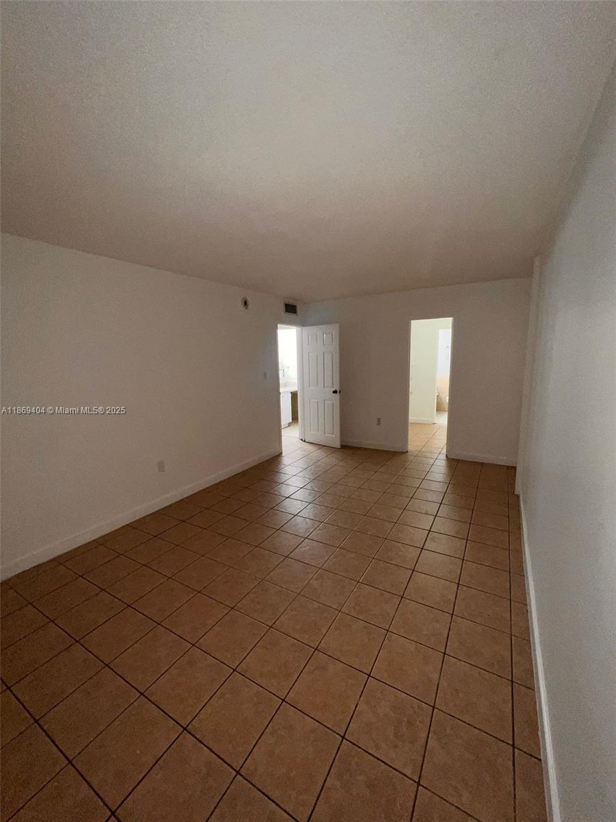 BAYVIEW PALMS CONDO - Residential