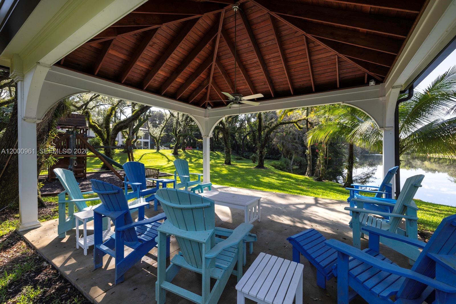 SNAPPER CREEK LAKES SUB - Residential Lease