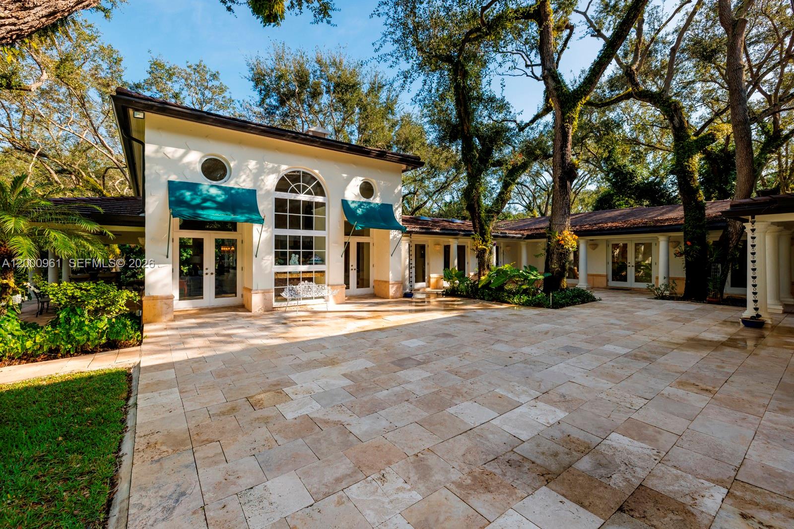 SNAPPER CREEK LAKES SUB - Residential Lease