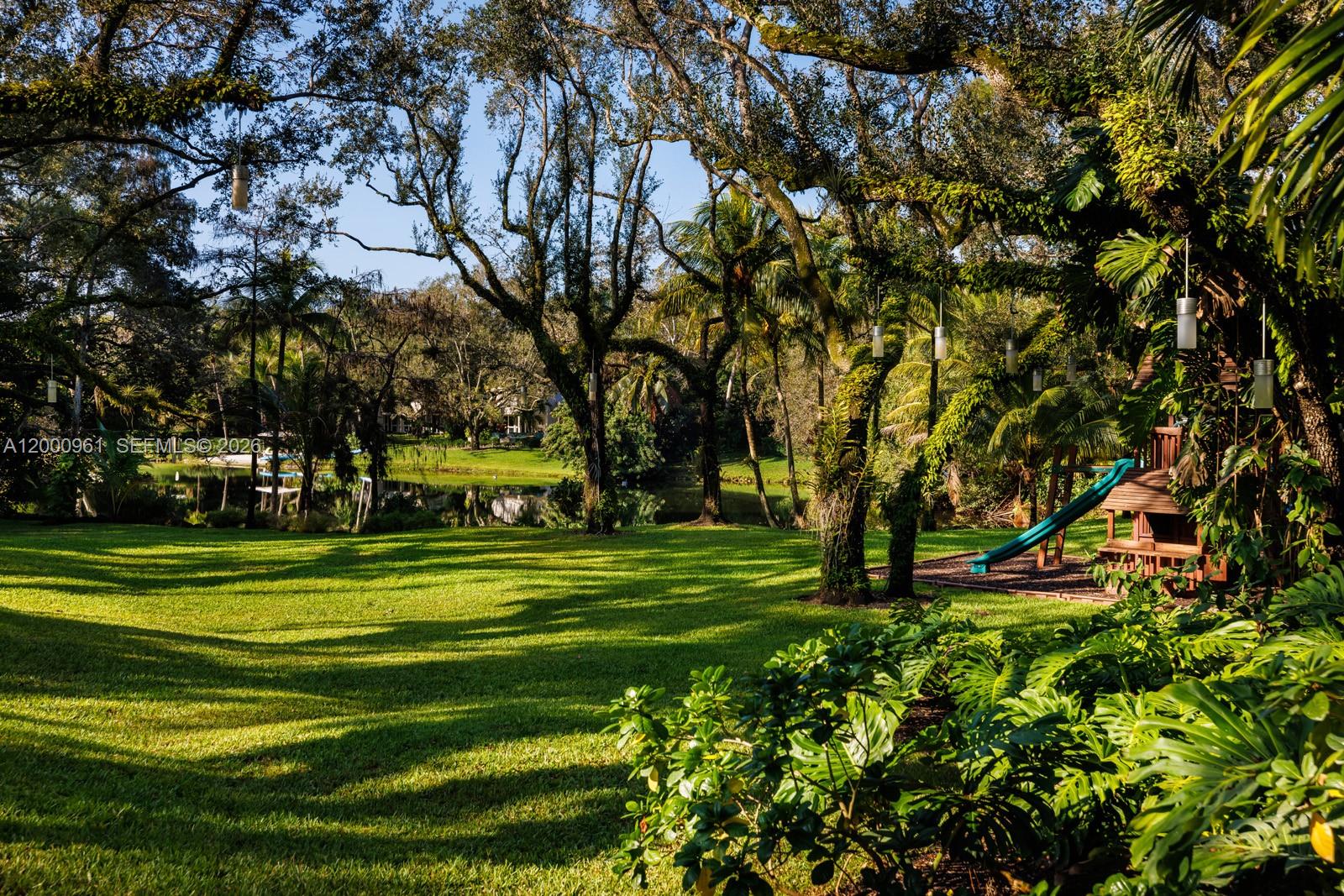 SNAPPER CREEK LAKES SUB - Residential Lease