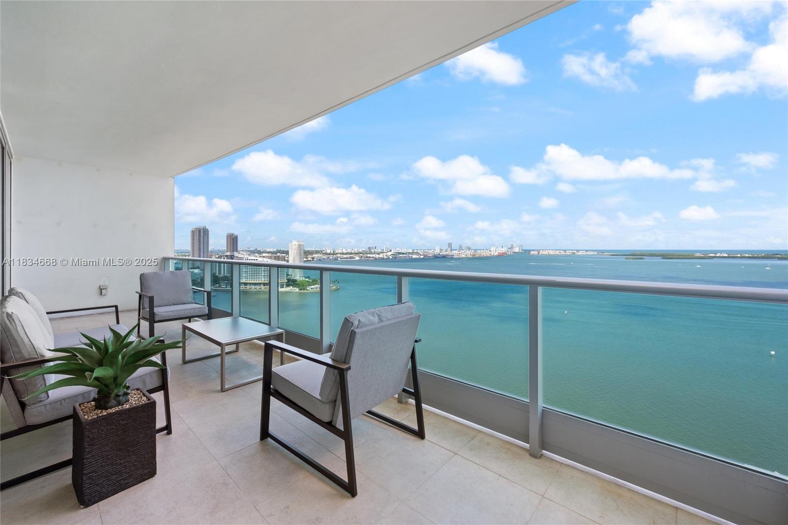 JADE RESIDENCES AT BRICKE - Residential