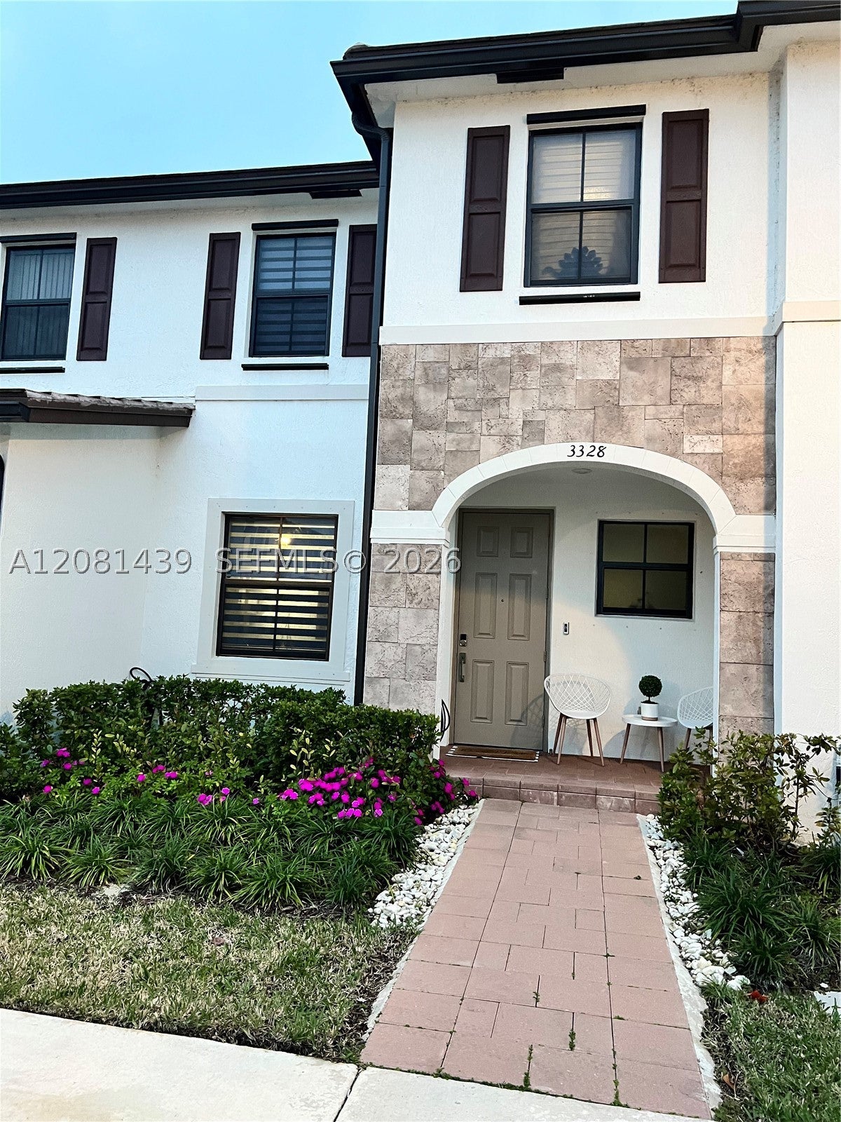 View photos, virtual tours, details... 3328 W 114th Ter 3328