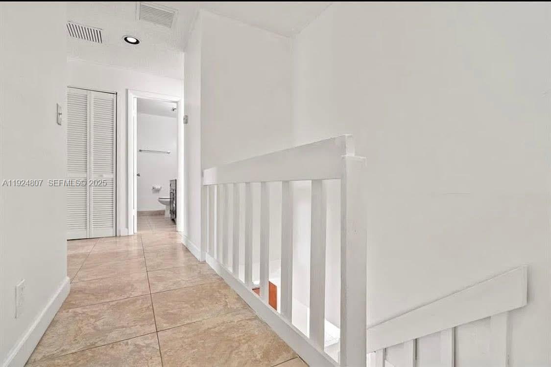 TOWNHOUSES AT JACARANDA - Residential Lease