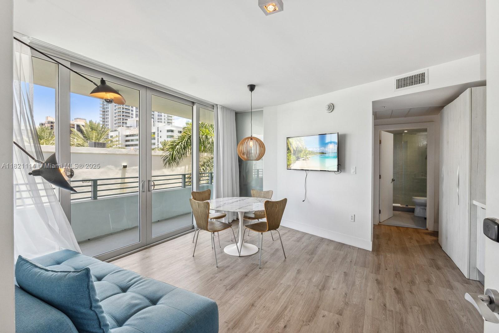 This stylish, all-suite condo/hotel in Mid Beach presents a smart investment opportunity. Featuring a contemporary 1 bedroom, layout with modern amenities and short-term rebtal zoning, it offers income potential through on-site programs or self-management. Benefit from above-average occupancy rates; finances are available upon request.