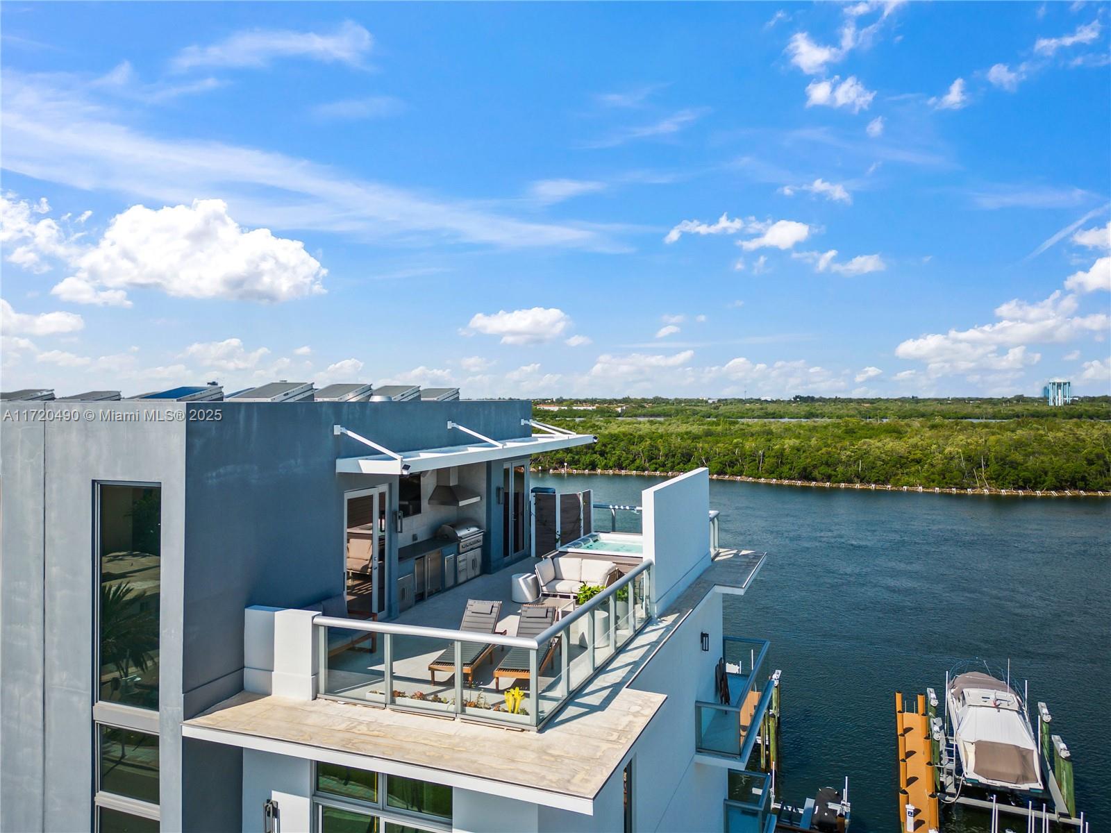 HOLLYWOOD BEACH SECOND AD - Residential