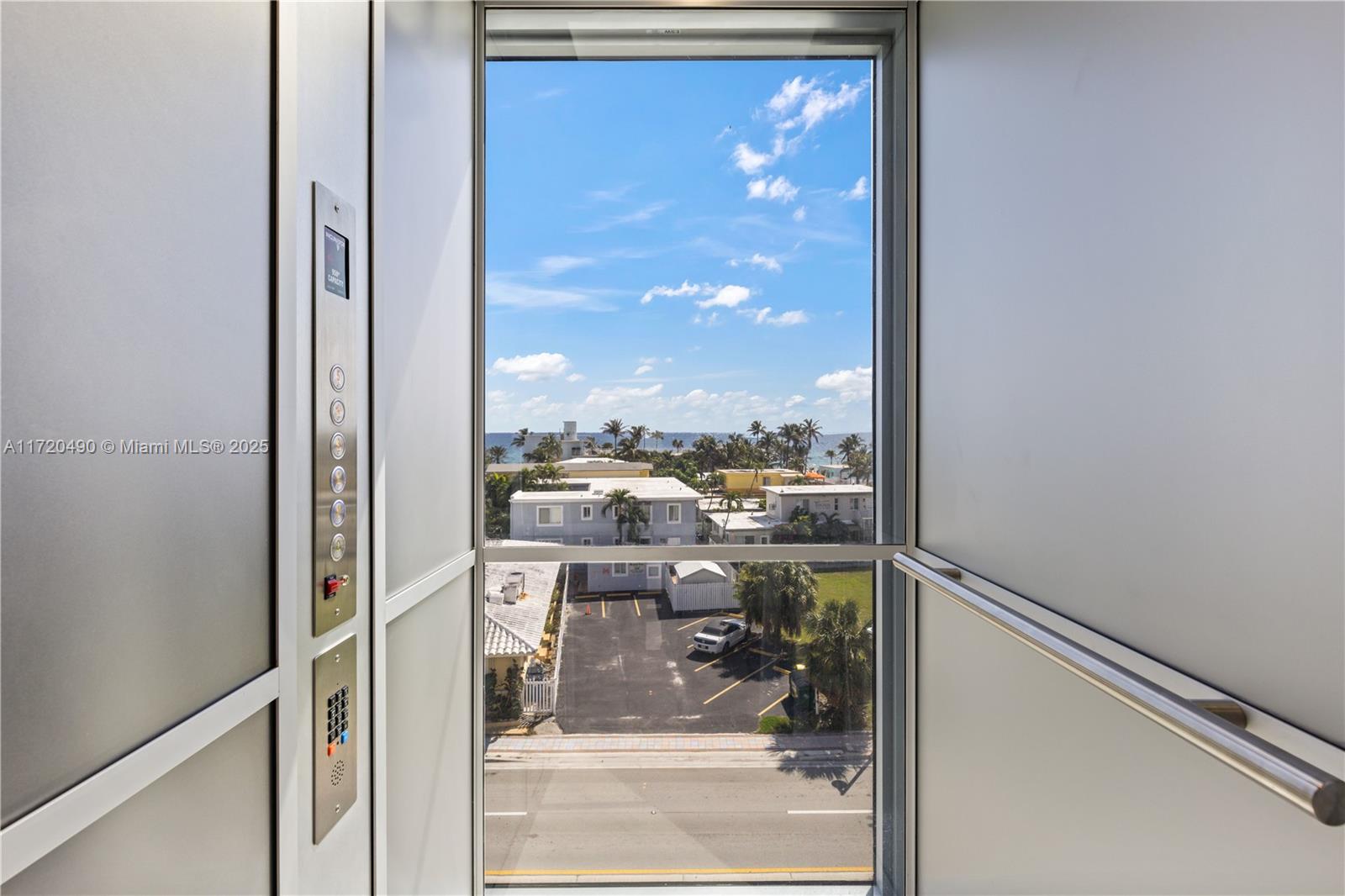 HOLLYWOOD BEACH SECOND AD - Residential