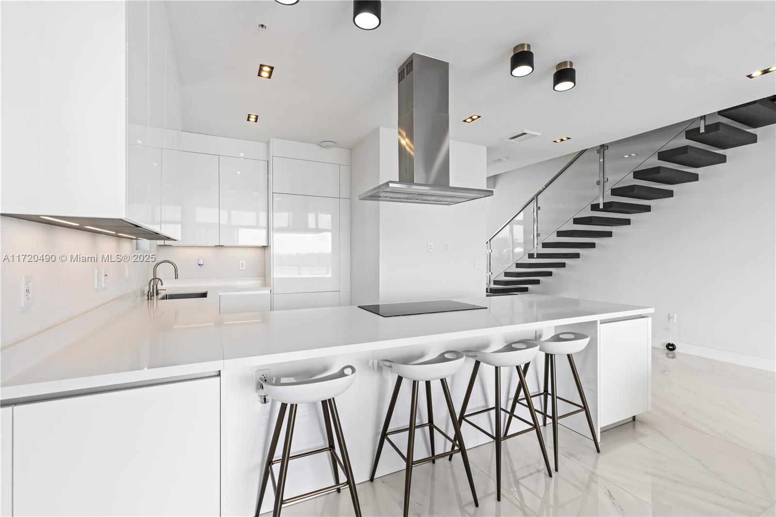 HOLLYWOOD BEACH SECOND AD - Residential