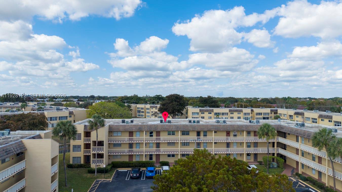 BERMUDA CLUB FOUR CONDO - Residential