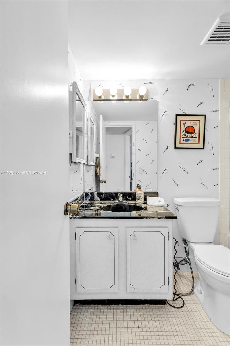 BERMUDA CLUB FOUR CONDO - Residential