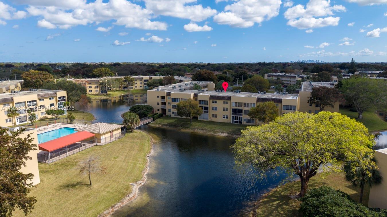 BERMUDA CLUB FOUR CONDO - Residential