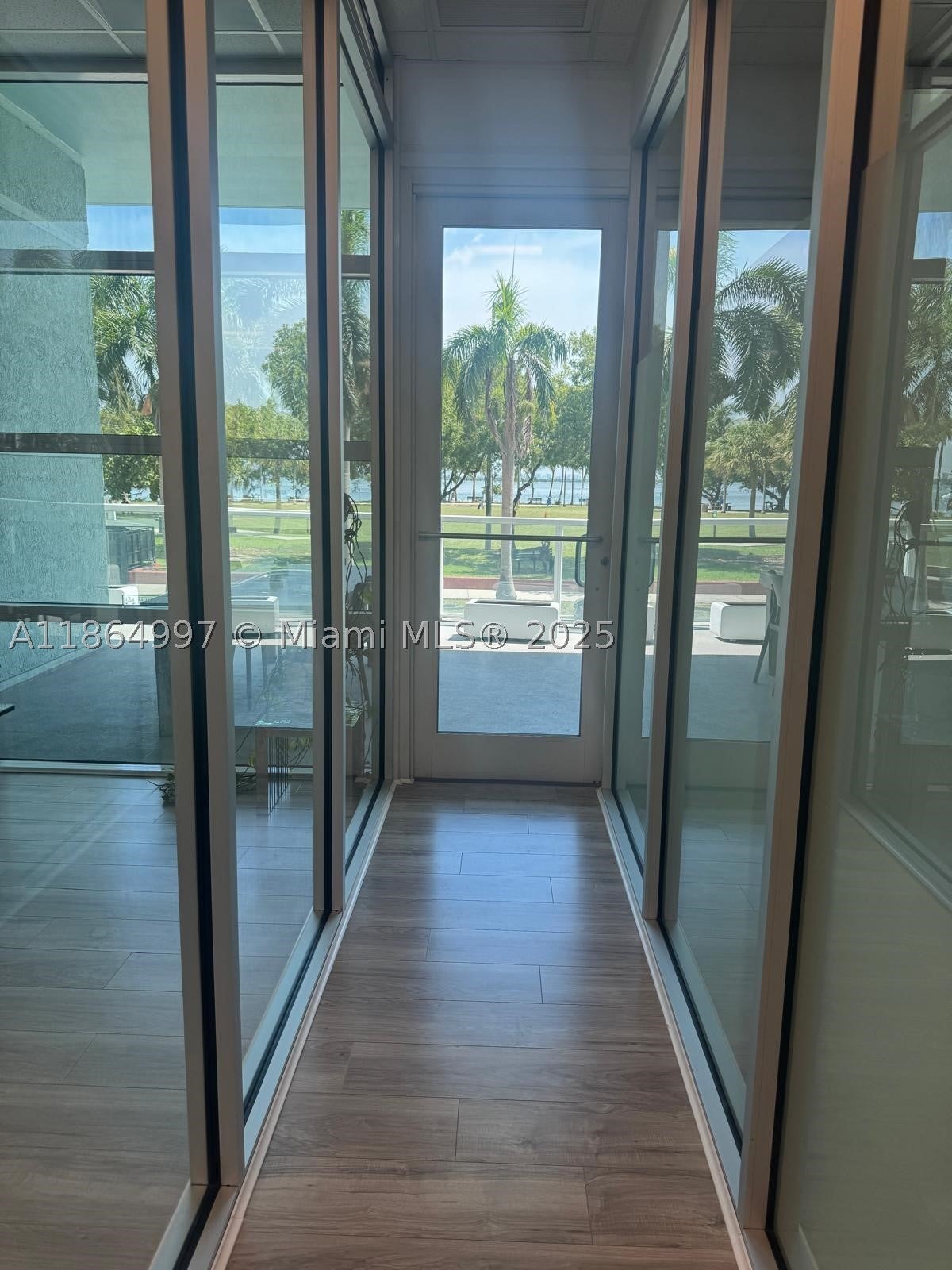 1900 N Bayshore Dr 1A