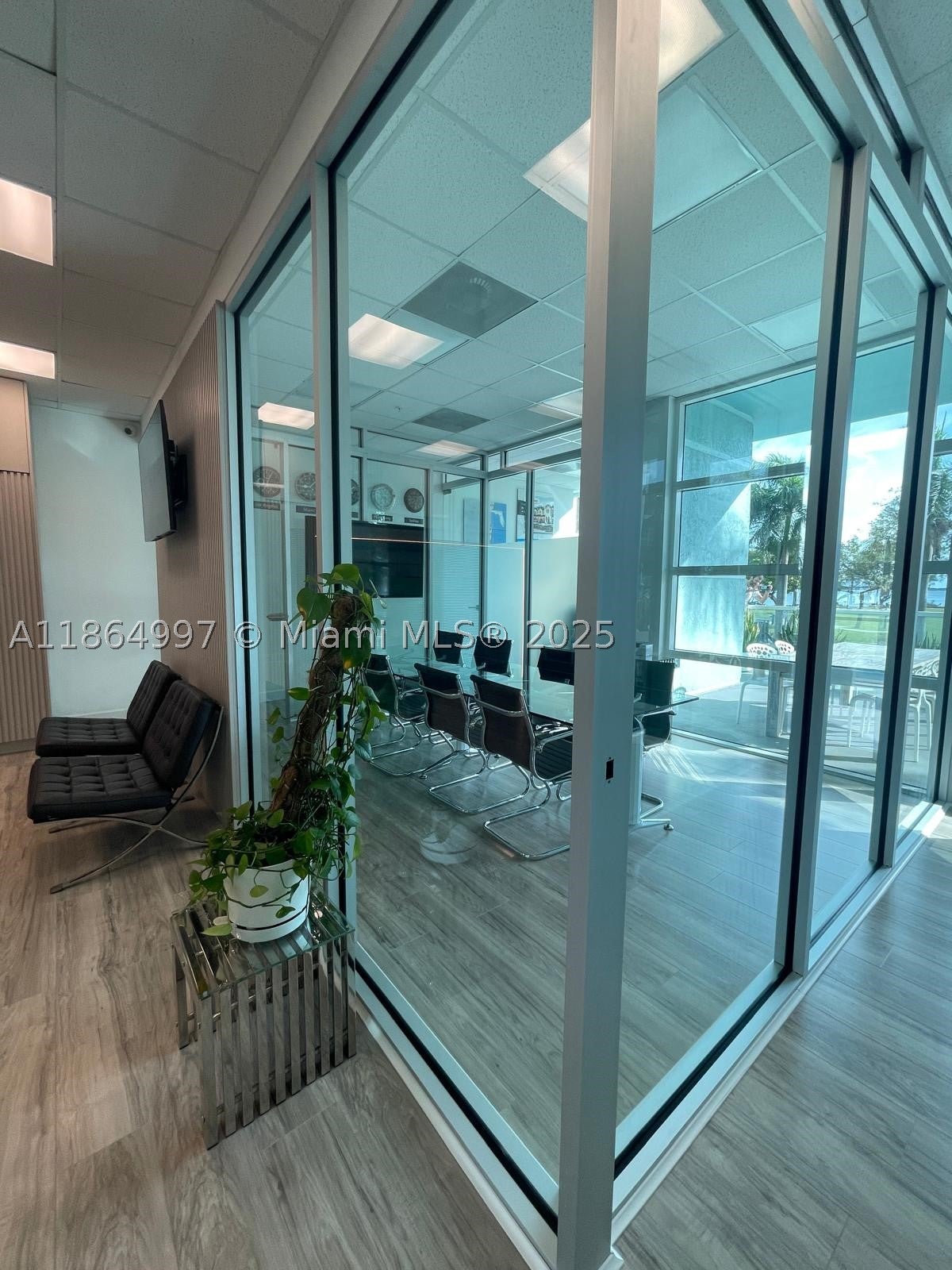 1900 N Bayshore Dr 1A