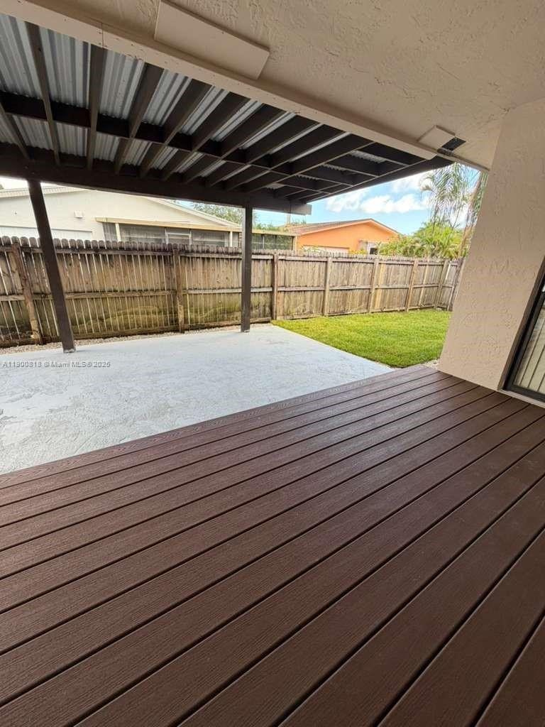 CENTRAL DANIA HEIGHTS - Residential Lease