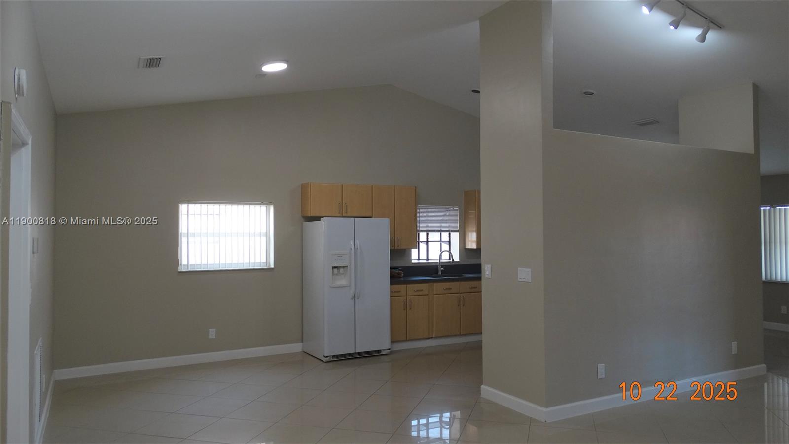 CENTRAL DANIA HEIGHTS - Residential Lease