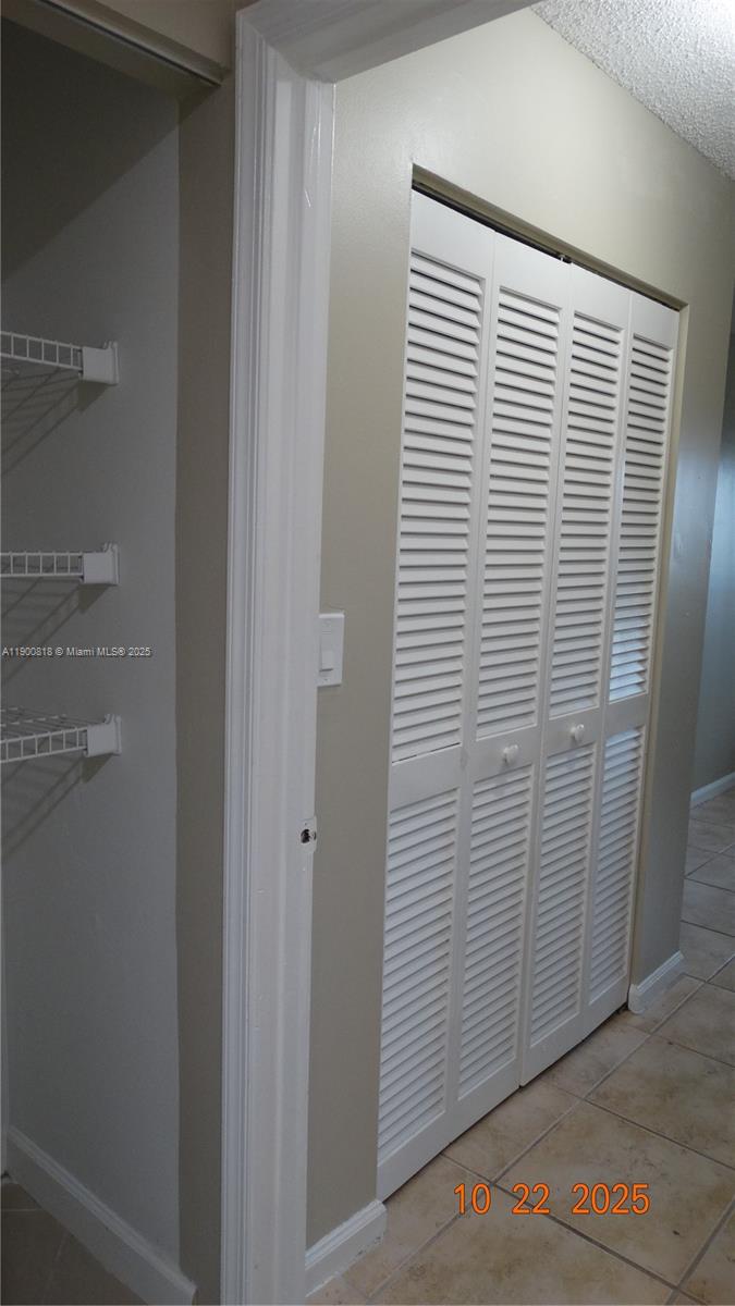 CENTRAL DANIA HEIGHTS - Residential Lease