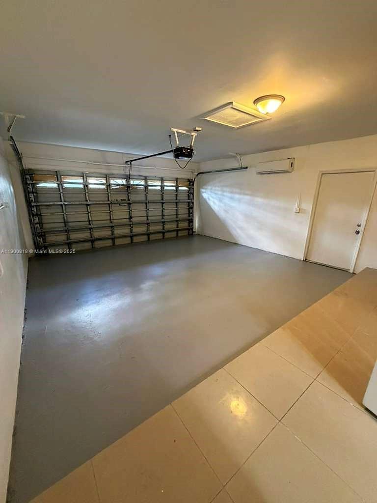 CENTRAL DANIA HEIGHTS - Residential Lease