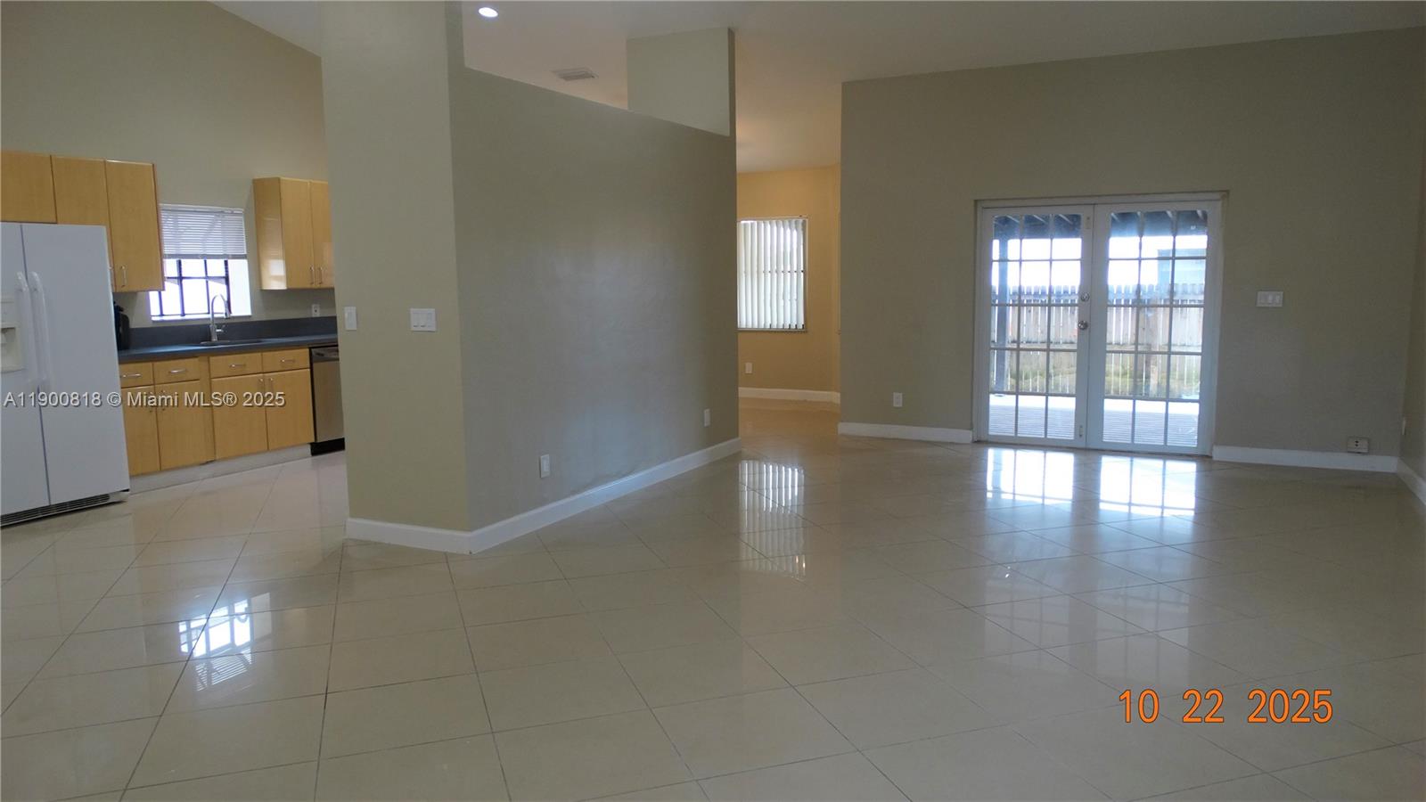 CENTRAL DANIA HEIGHTS - Residential Lease