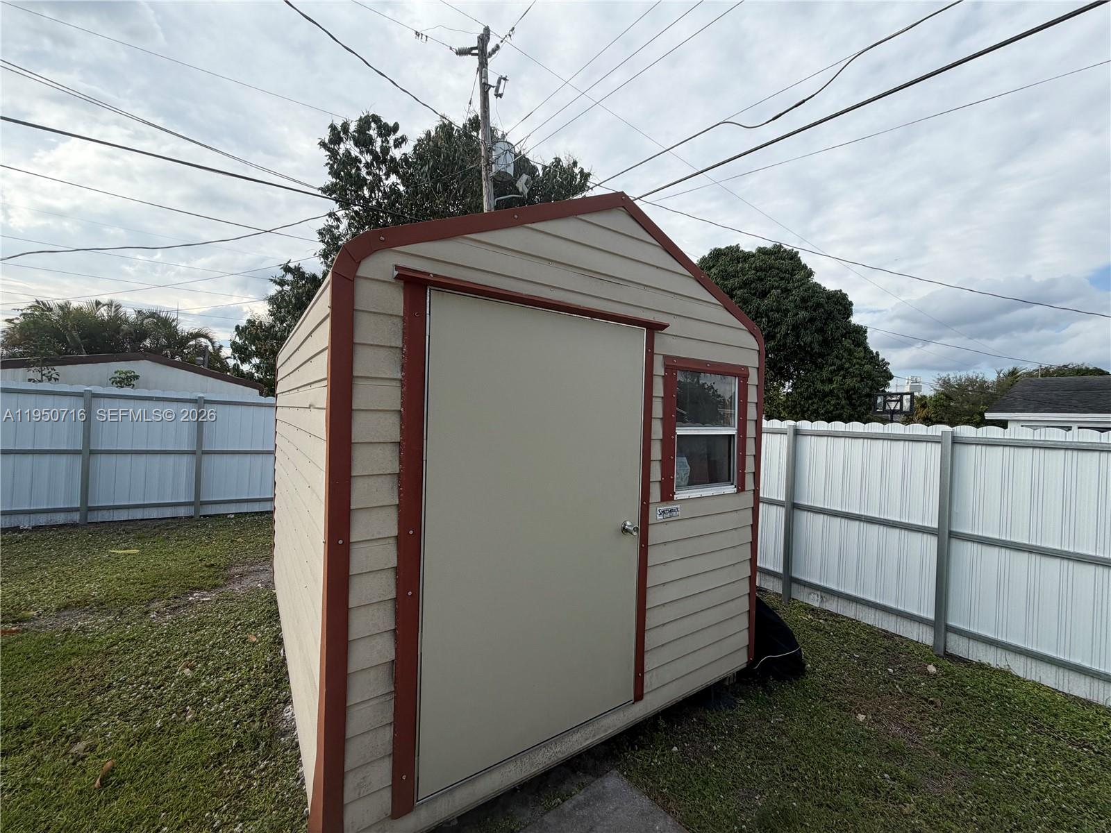 IVES ESTATES SEC 5 - Residential