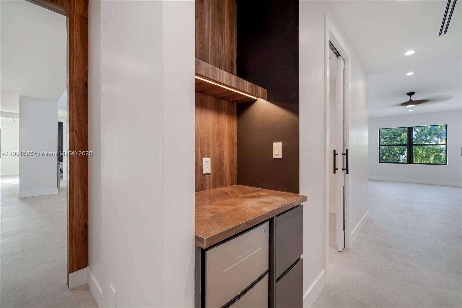 VALENTINES SUB B-29 - Residential