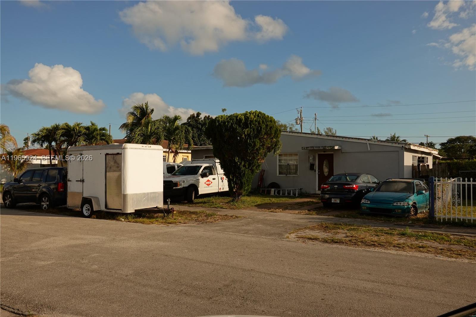 ARCOLA GARDENS - Residential