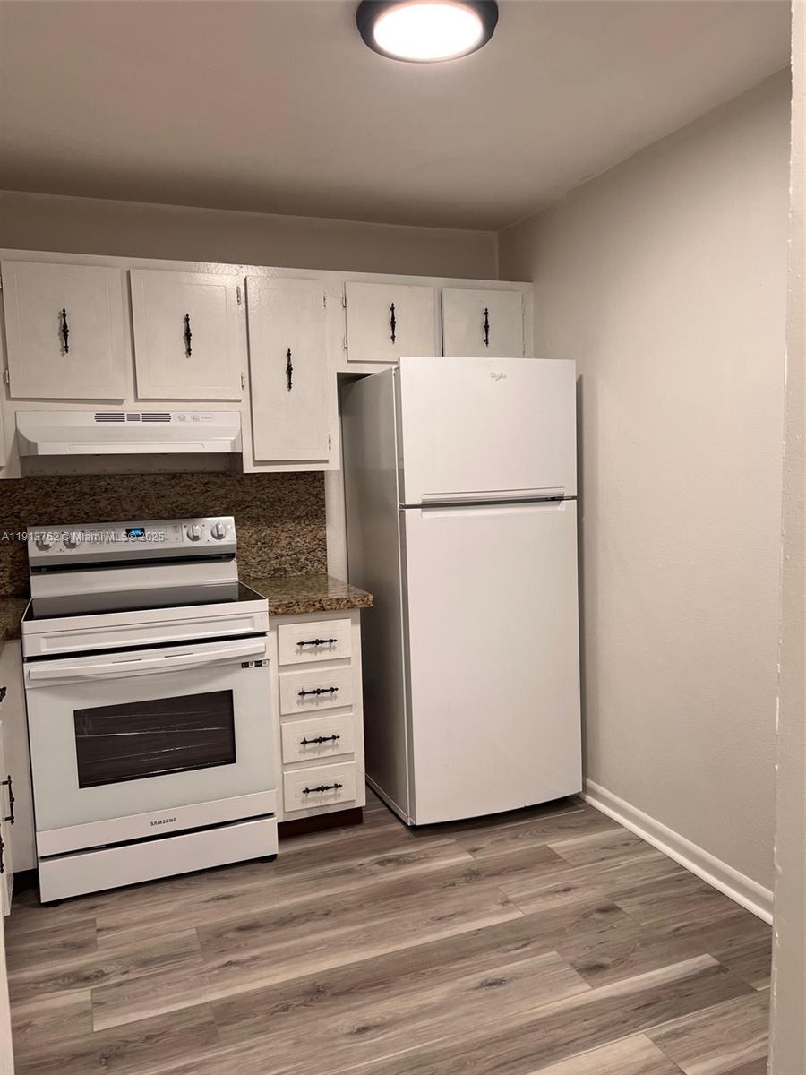 CAPRI GARDENS CONDO - Residential