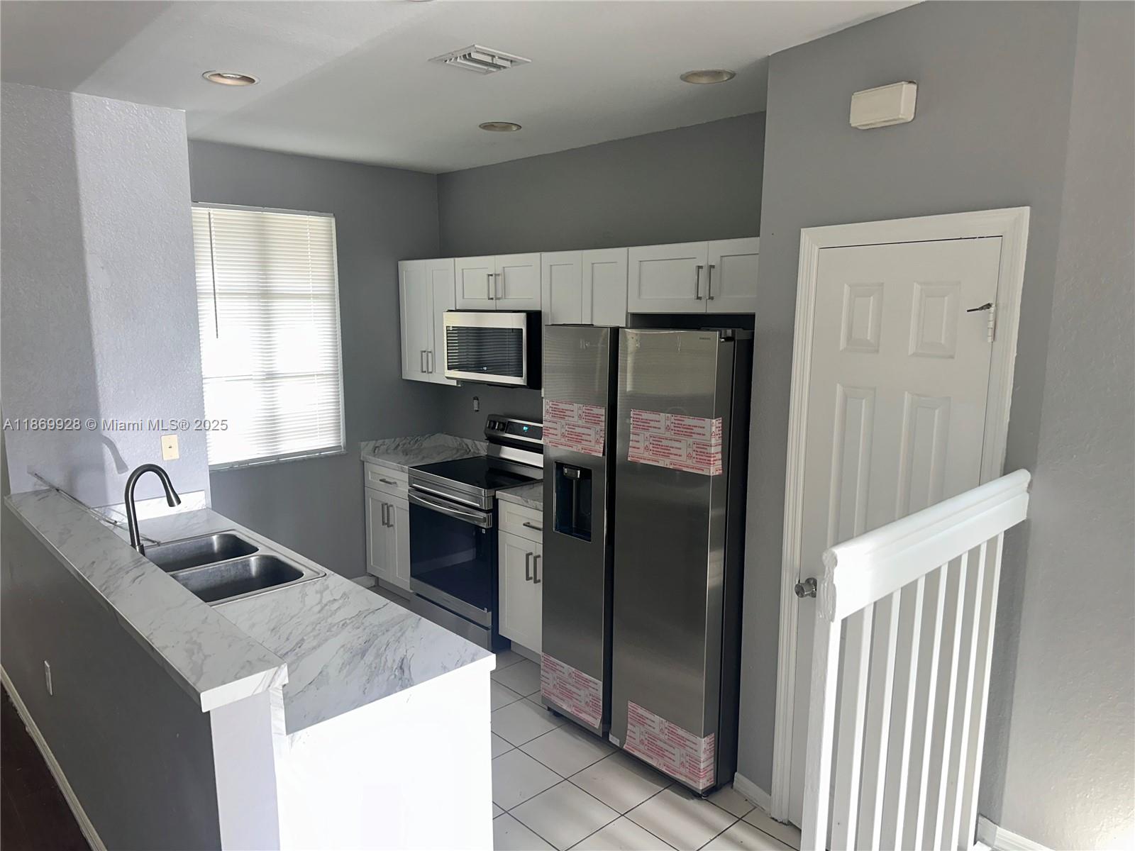 SAN REMO - Residential Lease