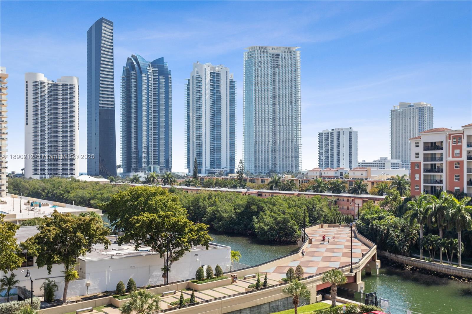 WINSTON TOWERS 100 CONDO - Residential