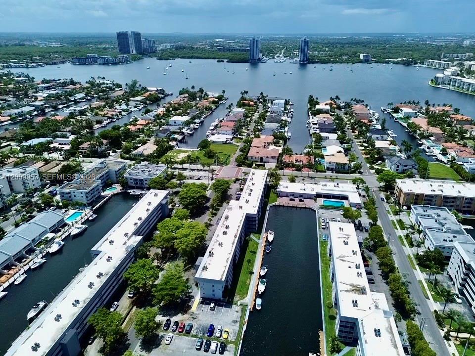 EDEN ISLES CONDO PART 1 - Residential