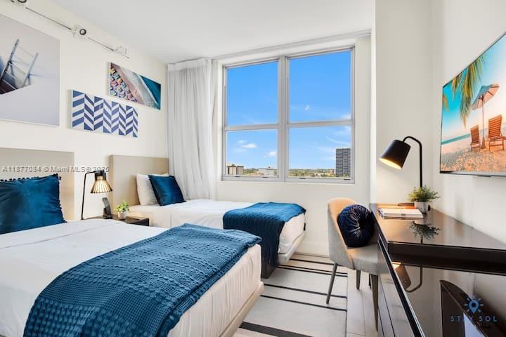4010 S Ocean Dr R708