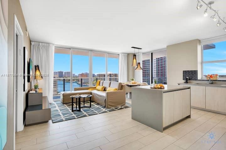 4010 SOUTH OCEAN CONDO - Residential