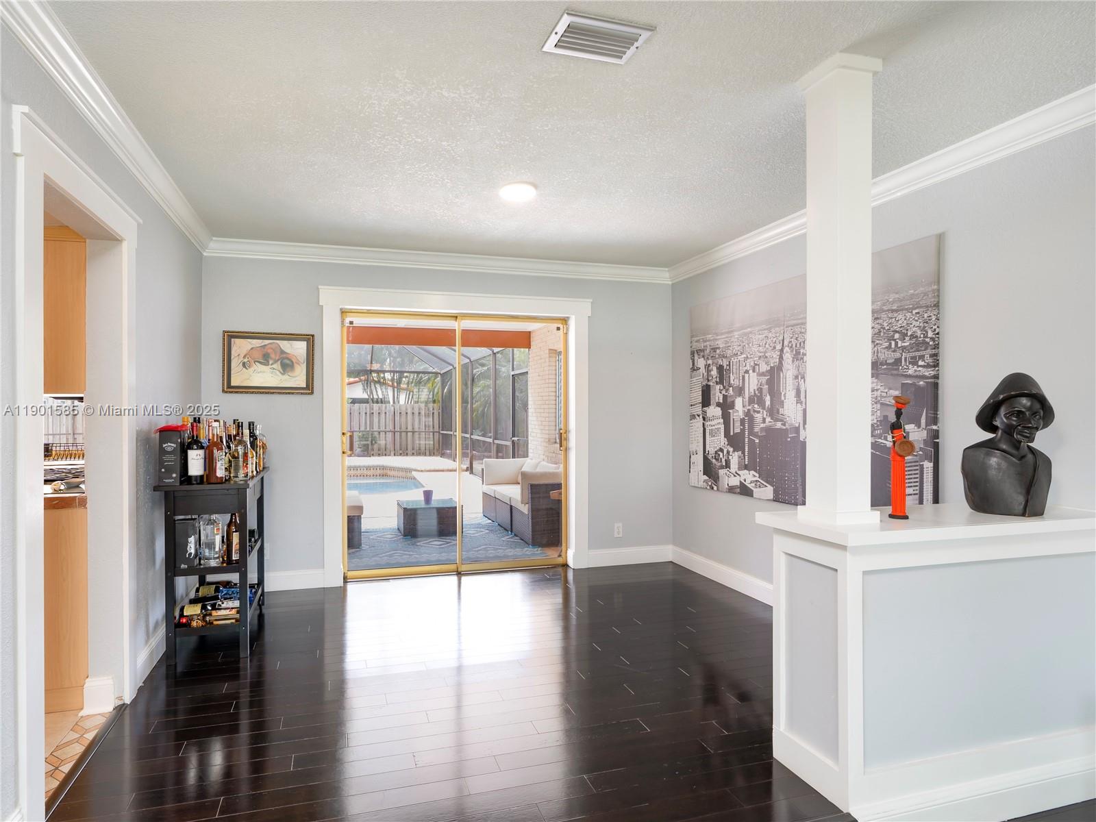 HOLLYWOOD HILLS AMEN PLAT - Residential