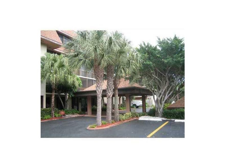 YOU WILL FALL IN LOVE WITH THIS UNIT. GORGEOUS VIEWS OF THE LAKE.