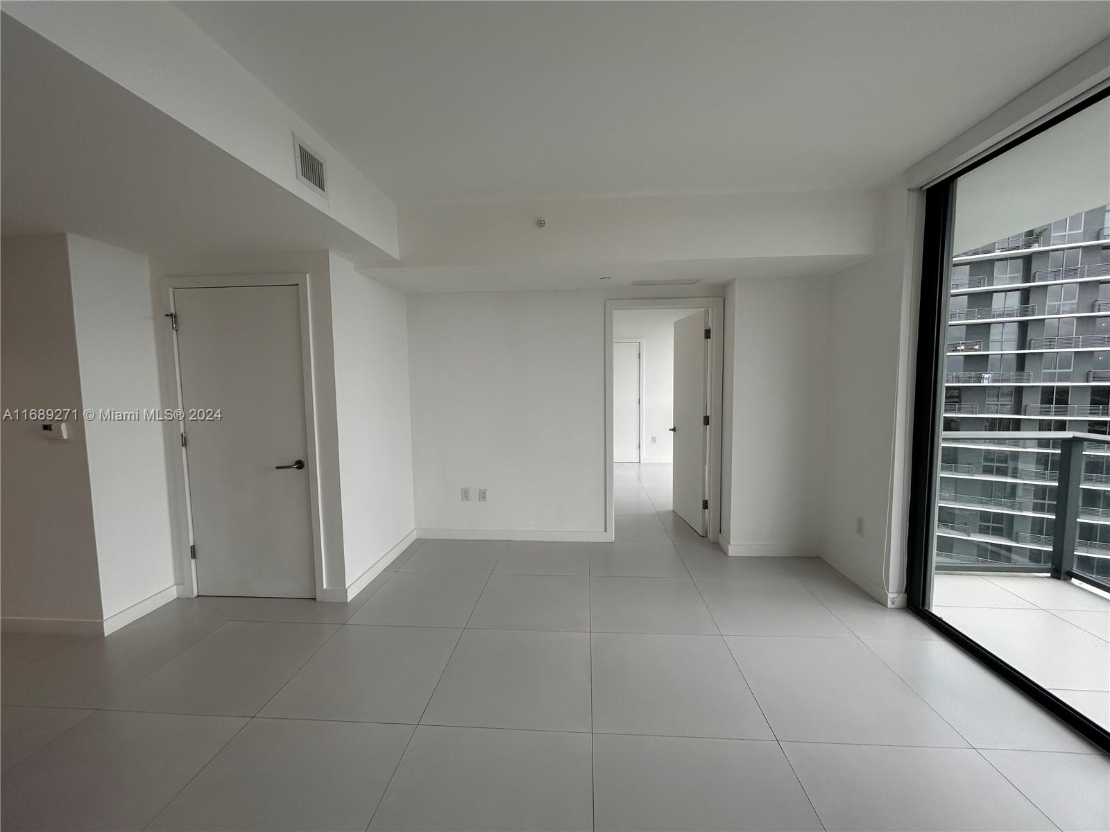 PARAISO BAYVIEWS CONDO - Residential
