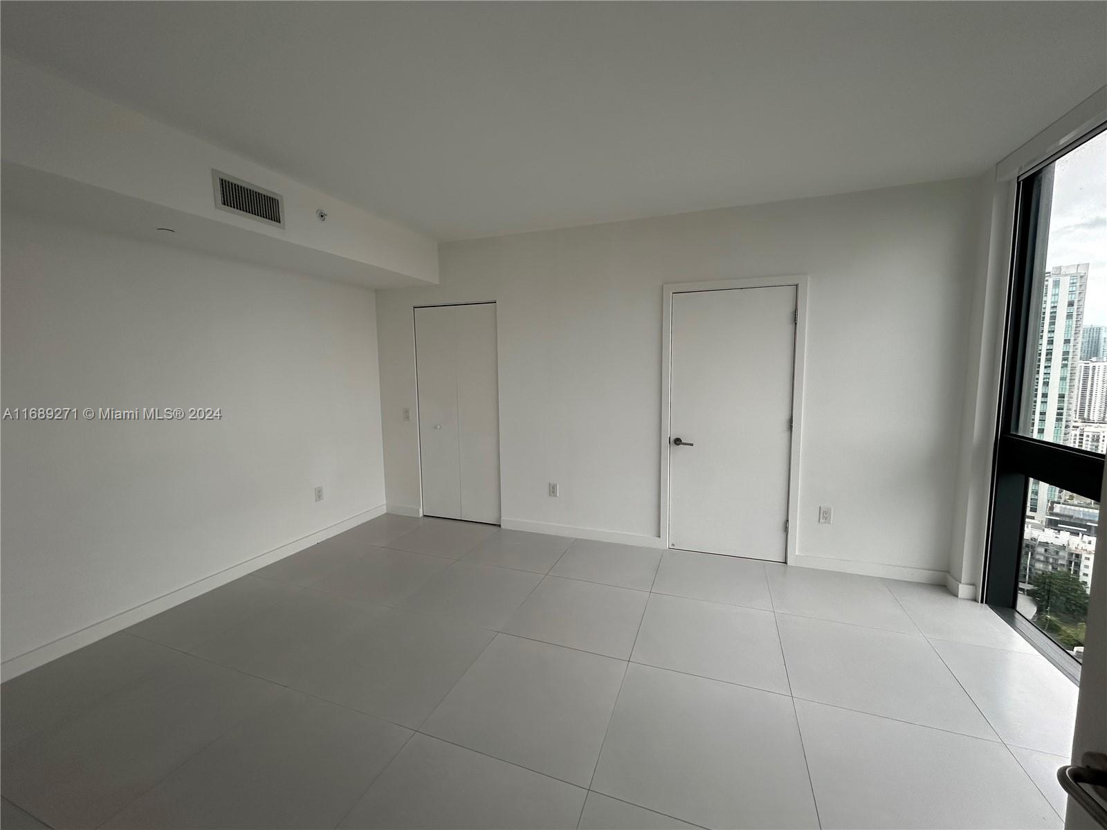 PARAISO BAYVIEWS CONDO - Residential