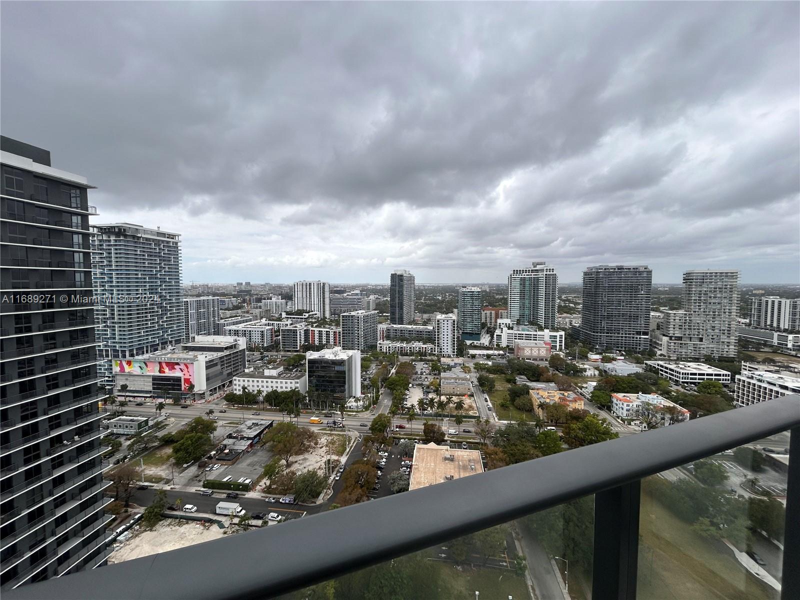 PARAISO BAYVIEWS CONDO - Residential