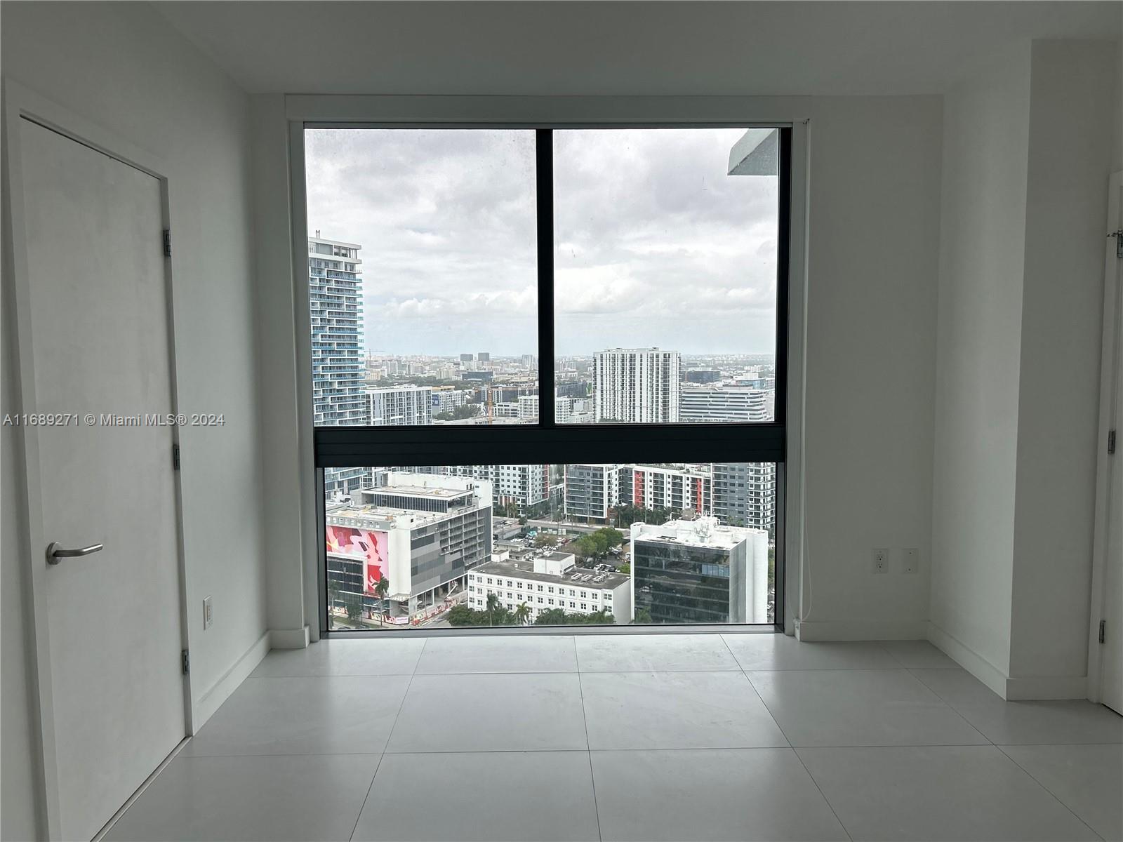 PARAISO BAYVIEWS CONDO - Residential