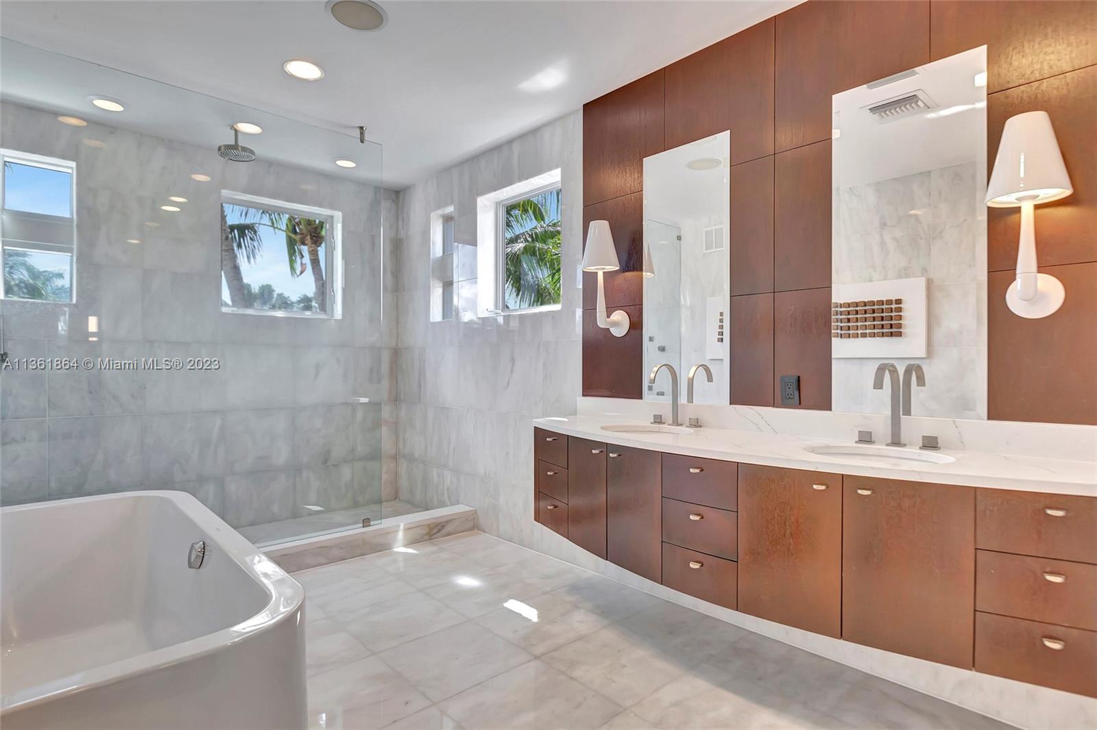 CORAL RIDGE COUNTRY CLUB - Residential