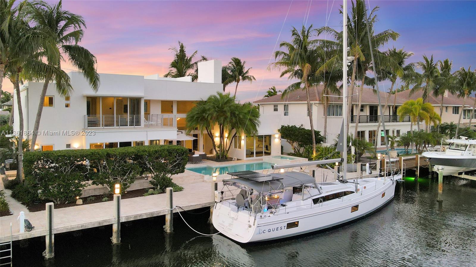 CORAL RIDGE COUNTRY CLUB - Residential