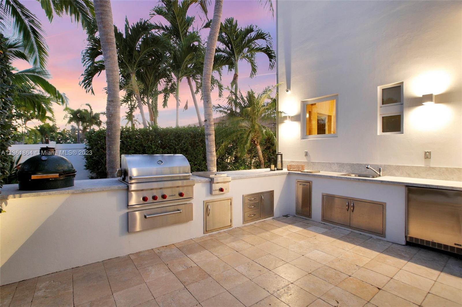 CORAL RIDGE COUNTRY CLUB - Residential