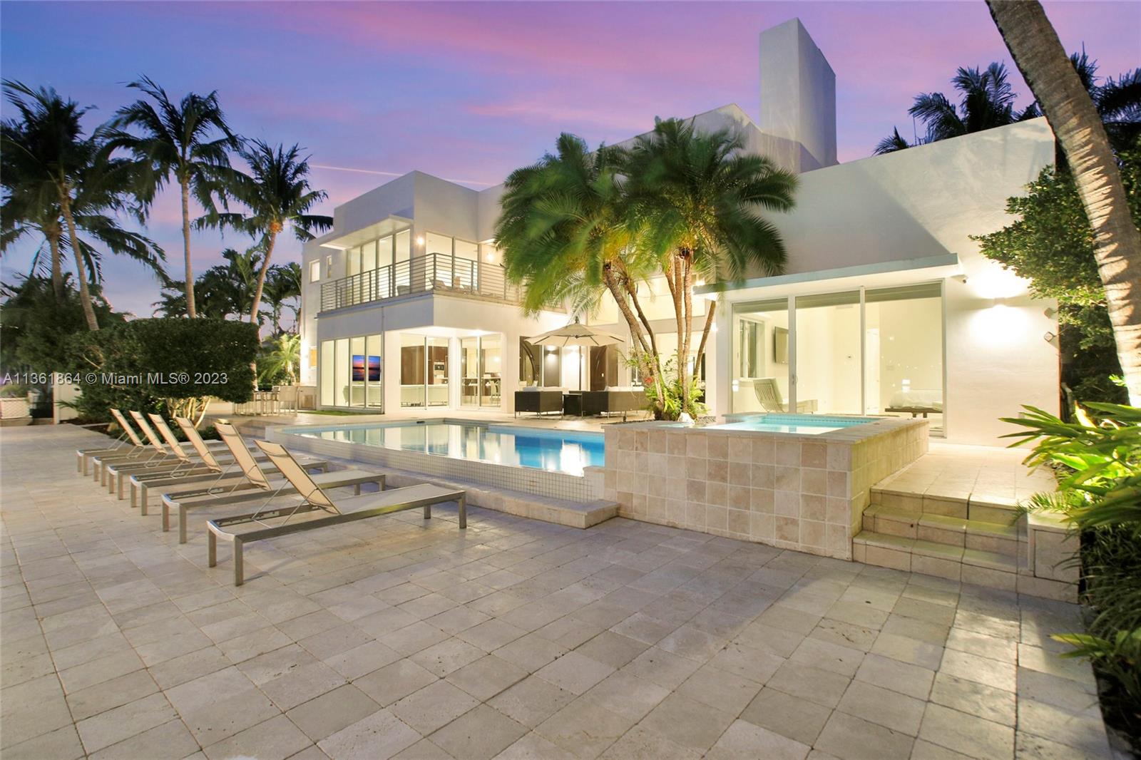 CORAL RIDGE COUNTRY CLUB - Residential