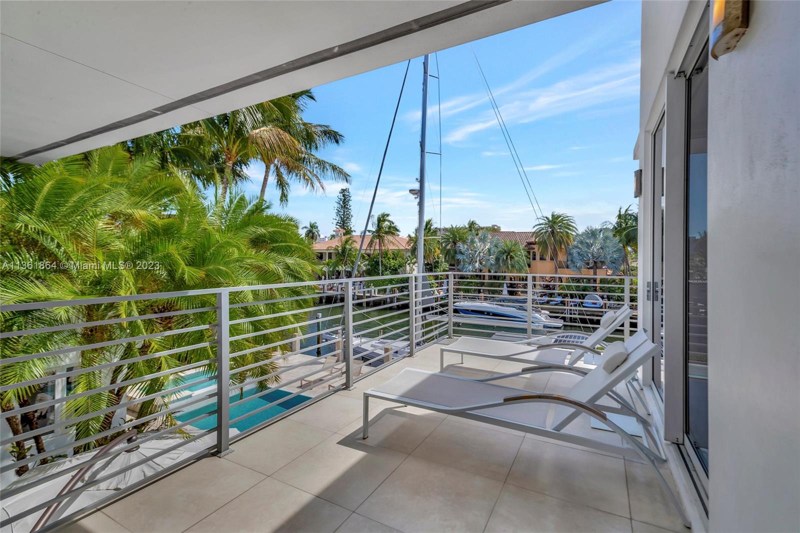 CORAL RIDGE COUNTRY CLUB - Residential