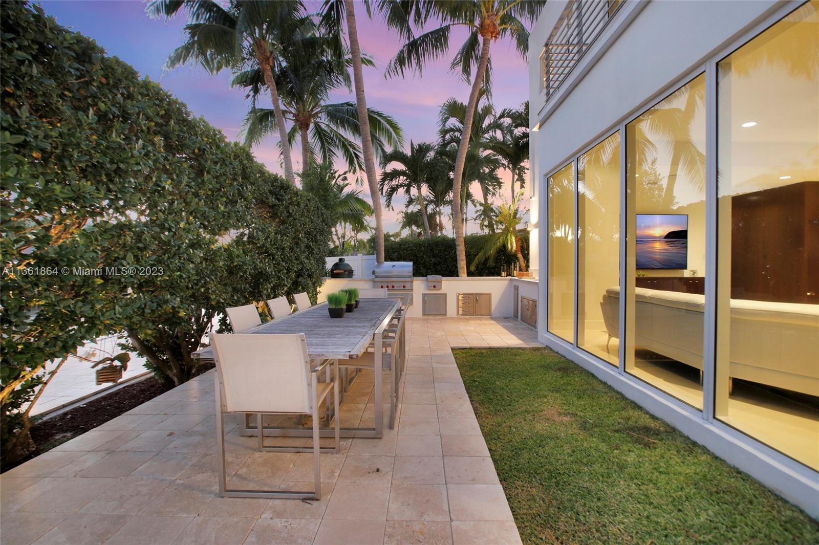 CORAL RIDGE COUNTRY CLUB - Residential