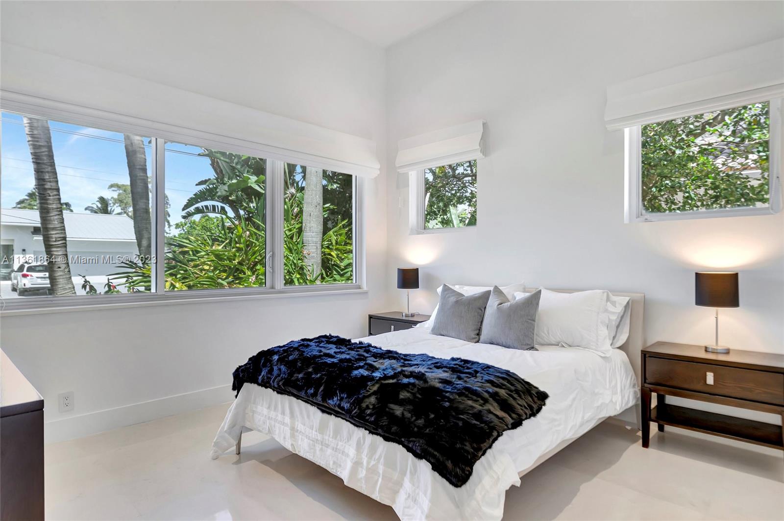 CORAL RIDGE COUNTRY CLUB - Residential