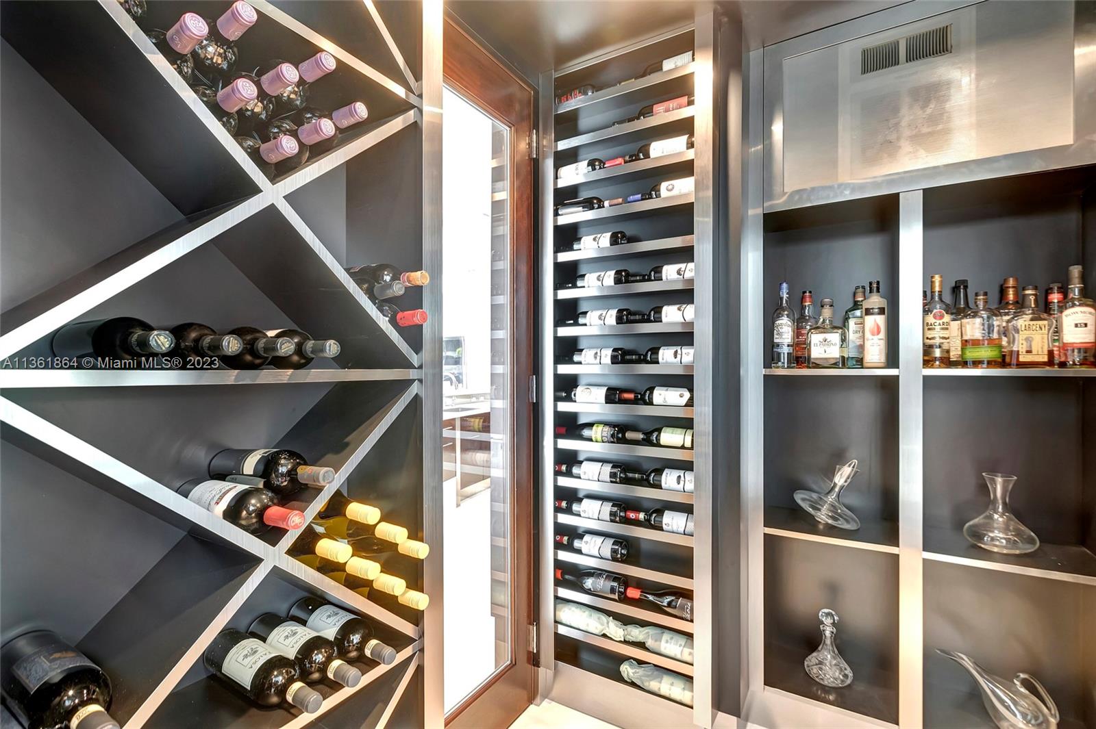 CORAL RIDGE COUNTRY CLUB - Residential