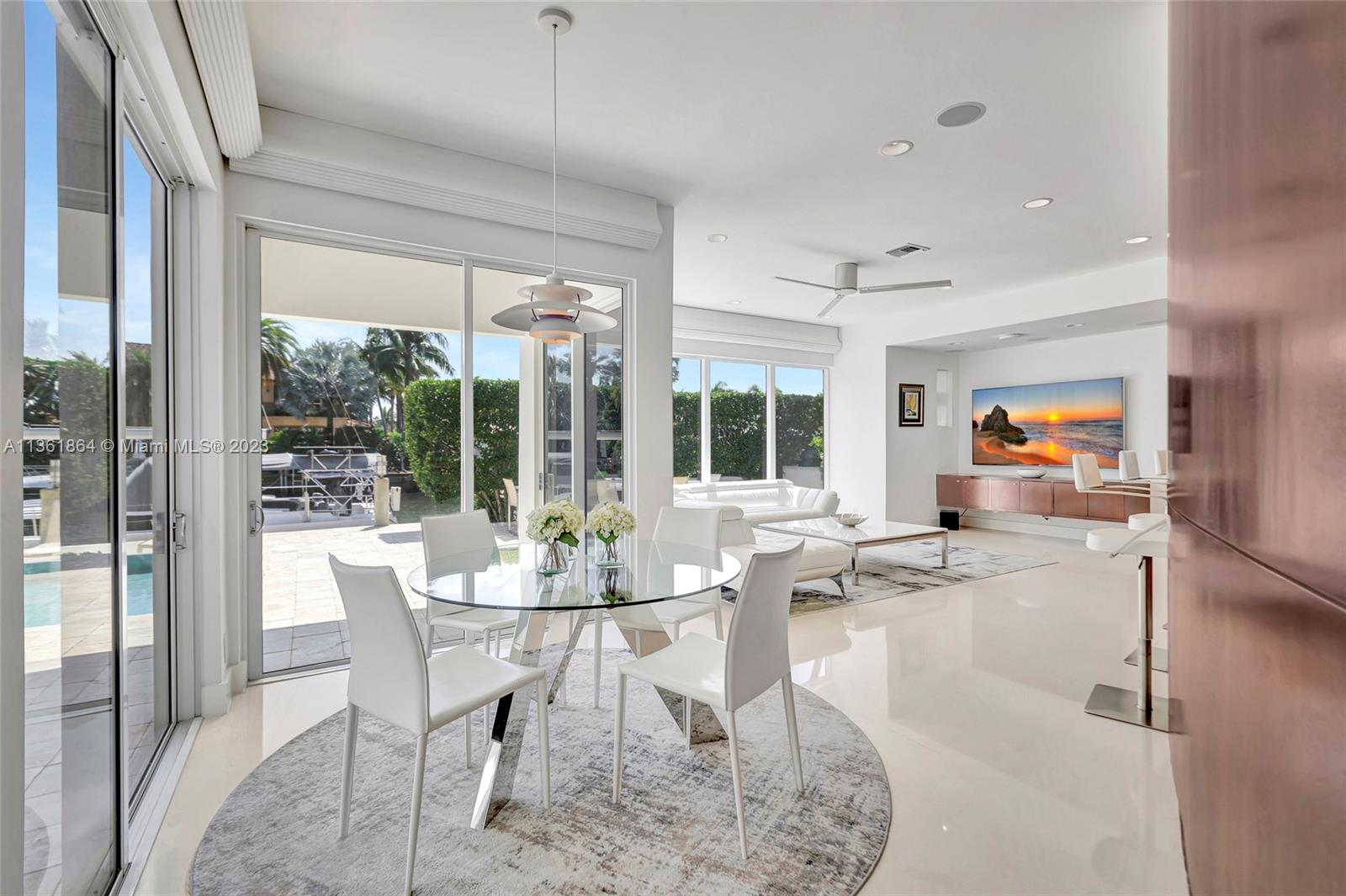 CORAL RIDGE COUNTRY CLUB - Residential