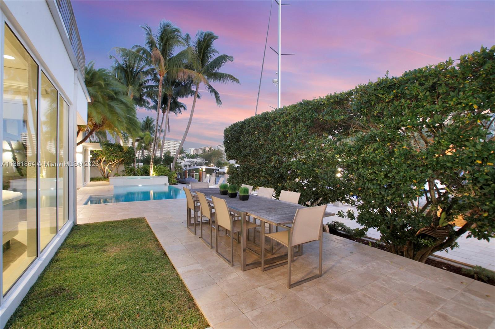 CORAL RIDGE COUNTRY CLUB - Residential