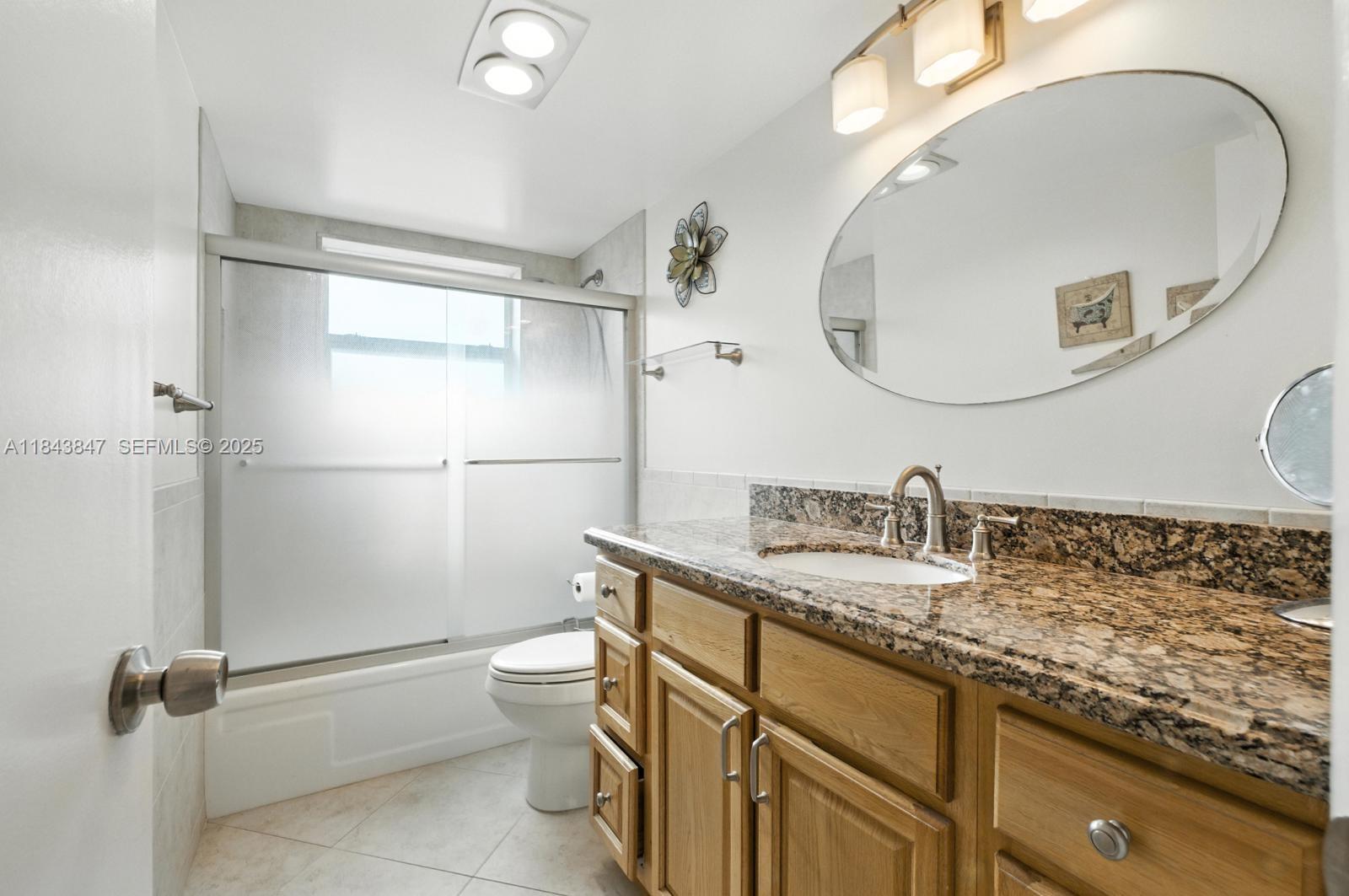 CENTURY VILLAGE - SOMERSET - Residential