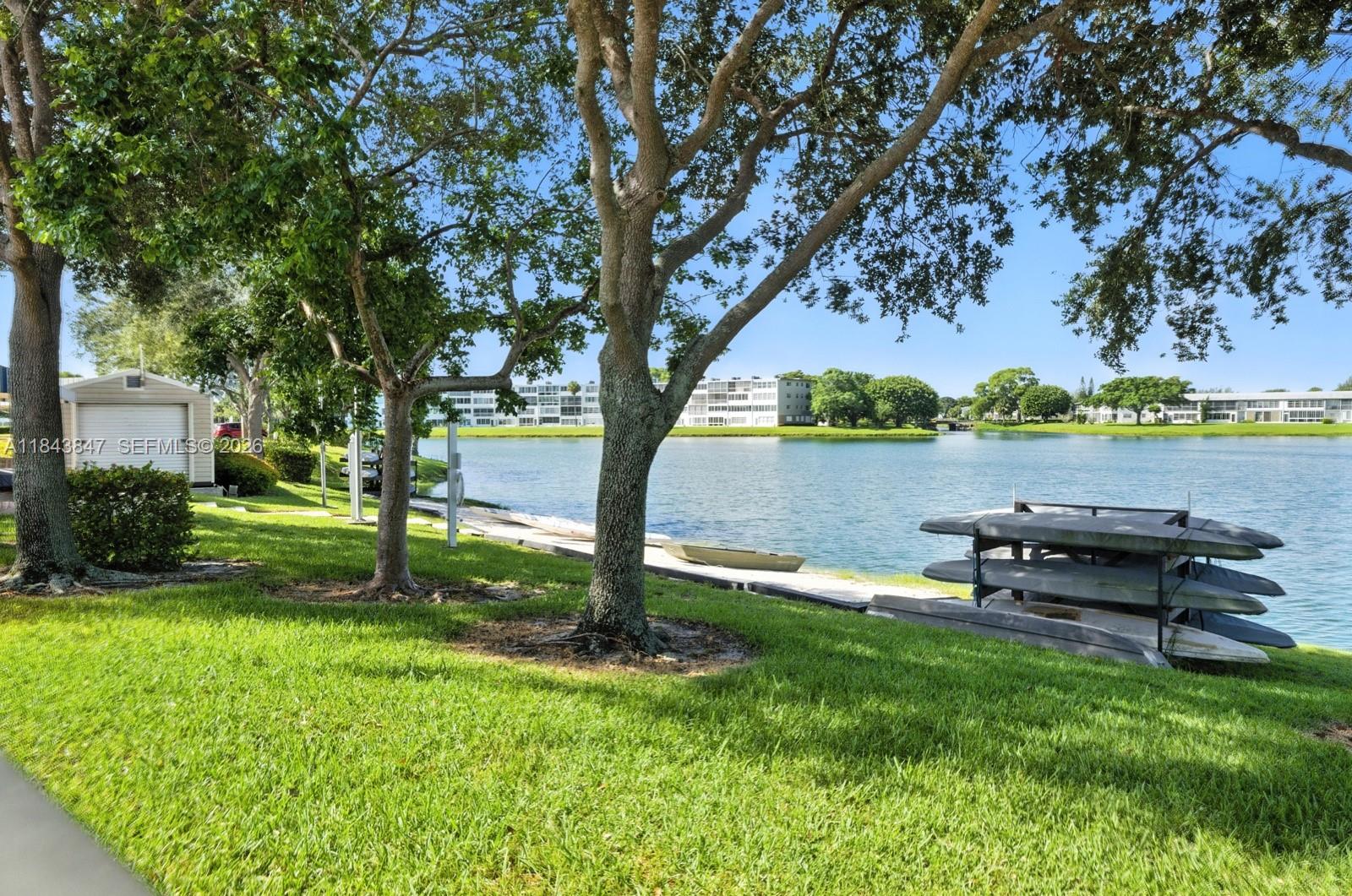 CENTURY VILLAGE - SOMERSET - Residential